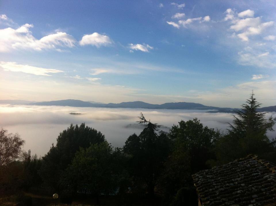 Agriturismo Il Palazzaccio Villa Galliano Dış mekan fotoğraf